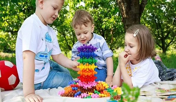 چرا ساخت بازی در خانه برای کودکان اهمیت دارد؟ 